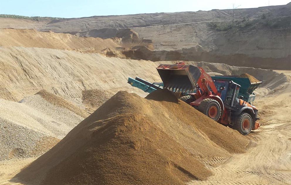 Schotter - Kies - Sand liefert Parik Transporte